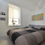 Eleganza Del Riccio بارما