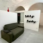 Eleganza Del Riccio بارما