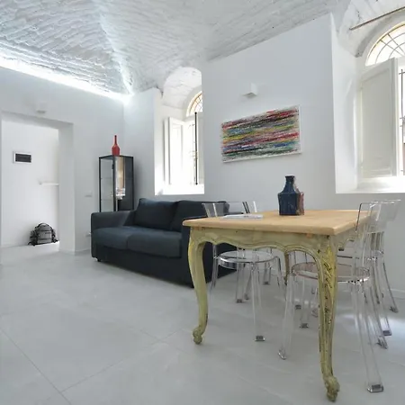 Eleganza Del Riccio Apartament *